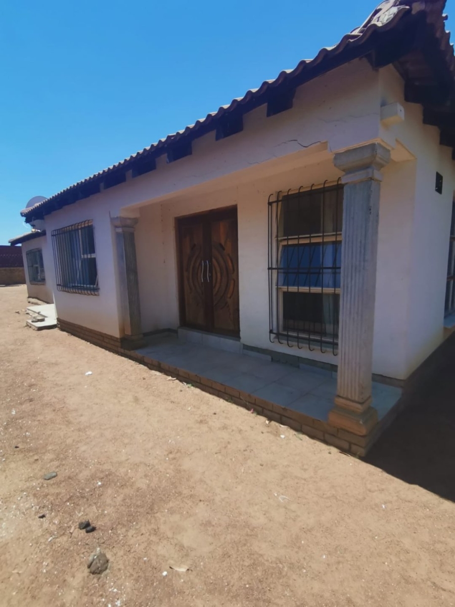 3 Bedroom Property for Sale in Lebanon North West